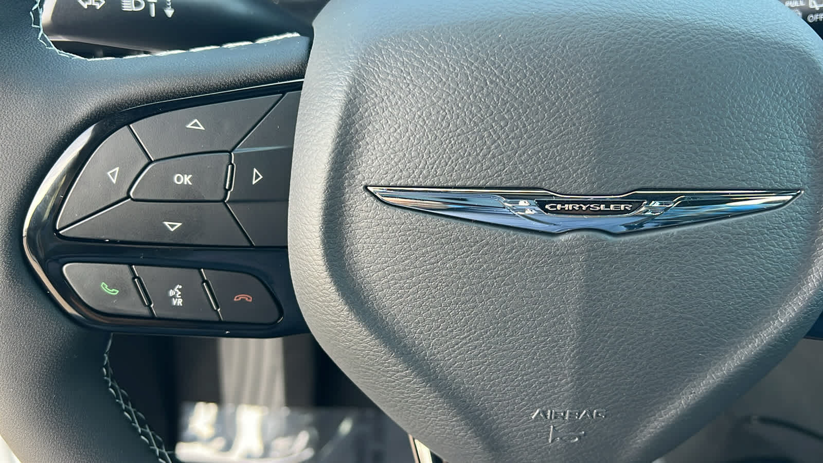 Thumbnail: 2026 Chrysler Pacifica - 19