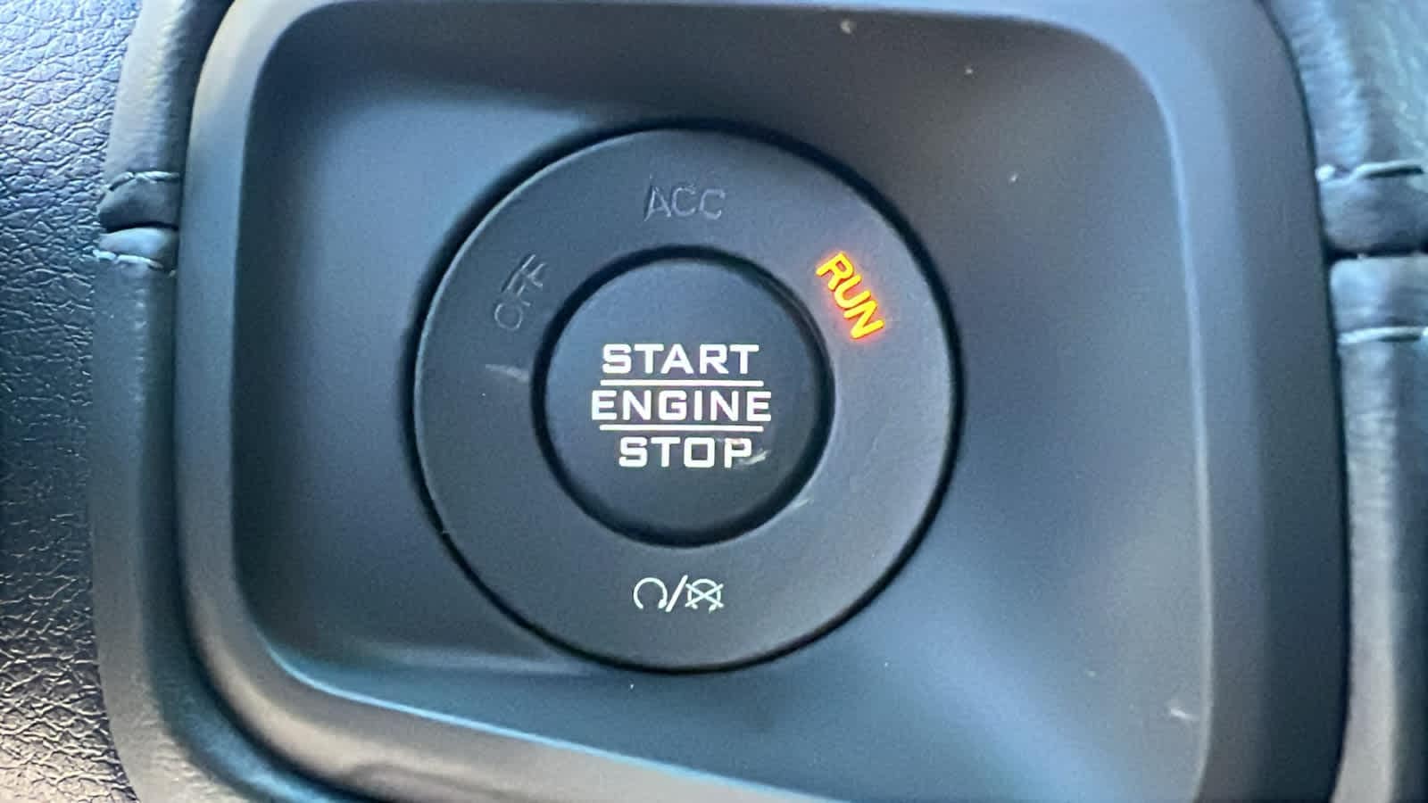 Thumbnail: 2025 Jeep Gladiator - 17