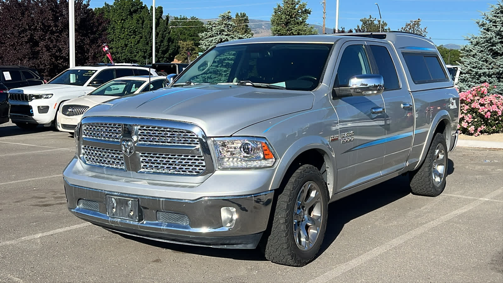 2017 RAM 1500 Laramie 4x4 Quad Cab 6'4's photo
