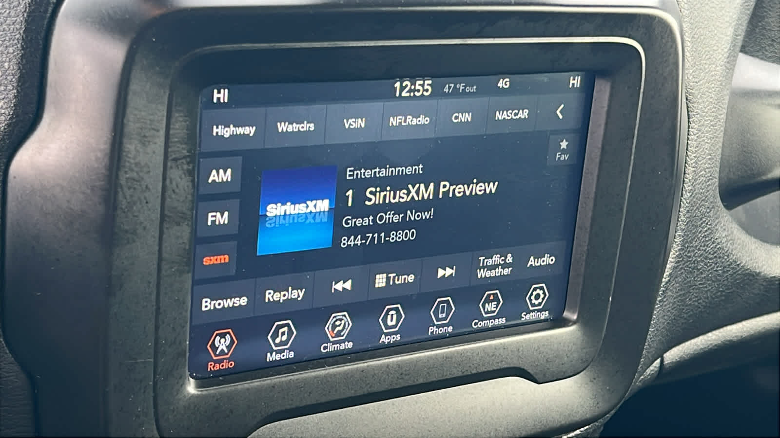 Thumbnail: 2021 Jeep Renegade - 15