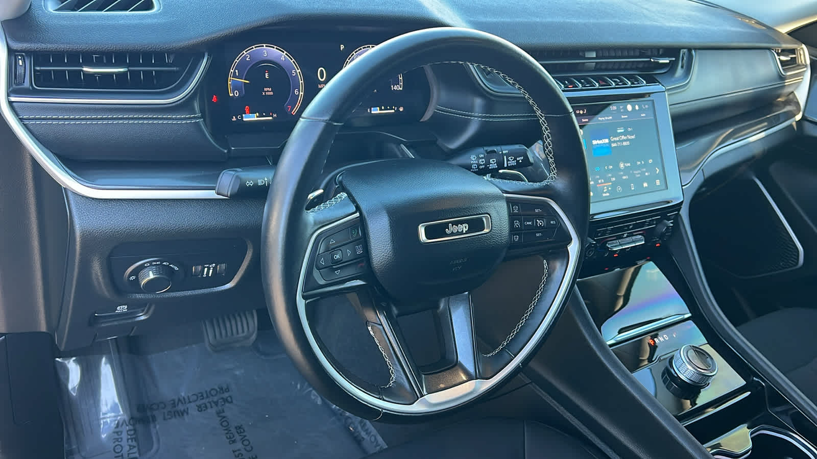 Thumbnail: 2022 Jeep Grand Cherokee - 10