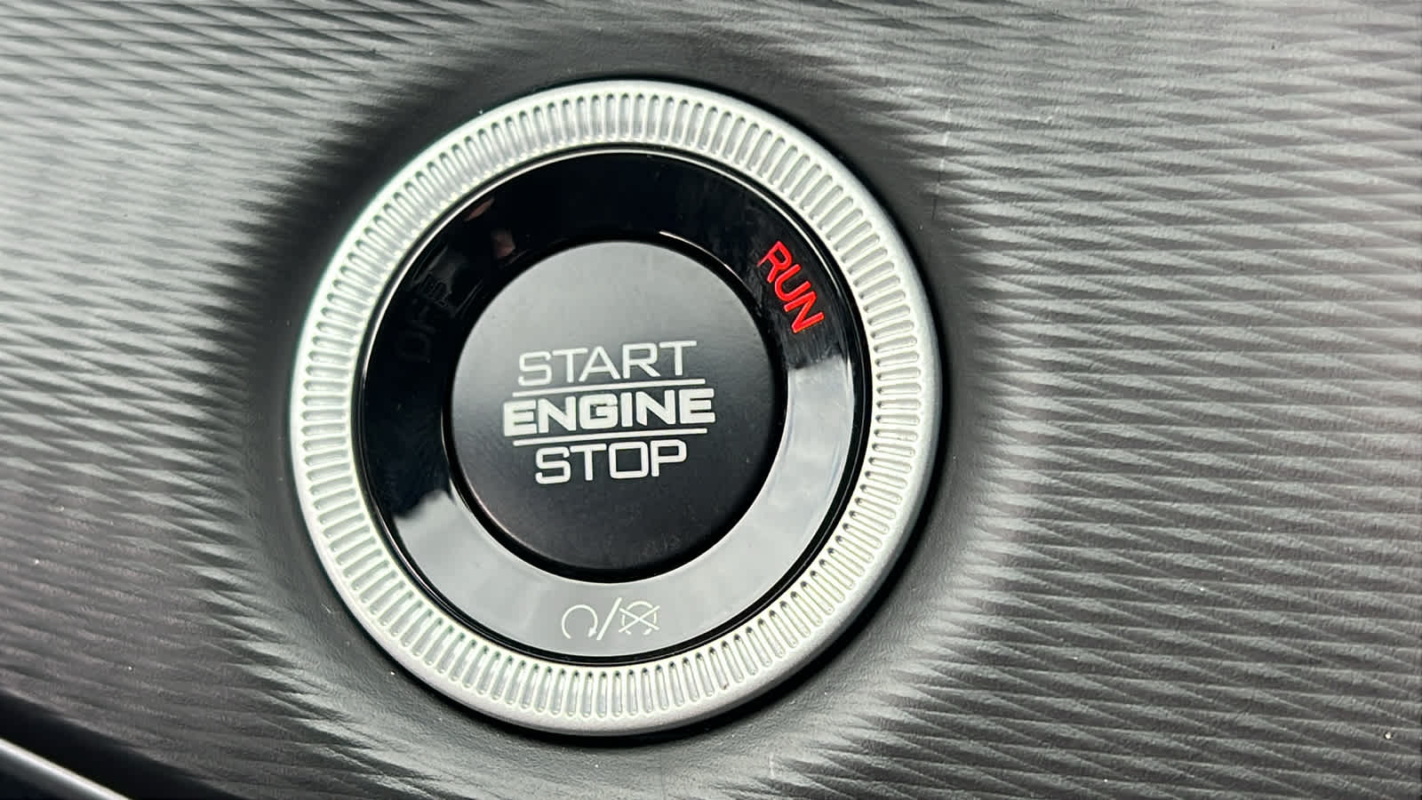 Thumbnail: 2025 Jeep Grand Cherokee - 17