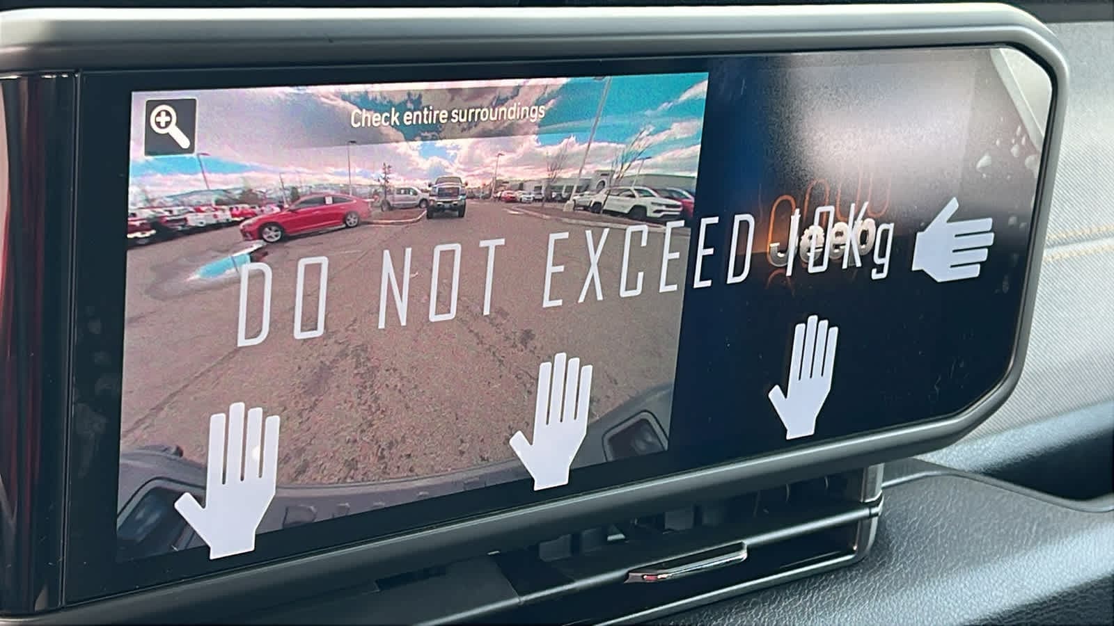 Thumbnail: 2026 Jeep Gladiator - 16