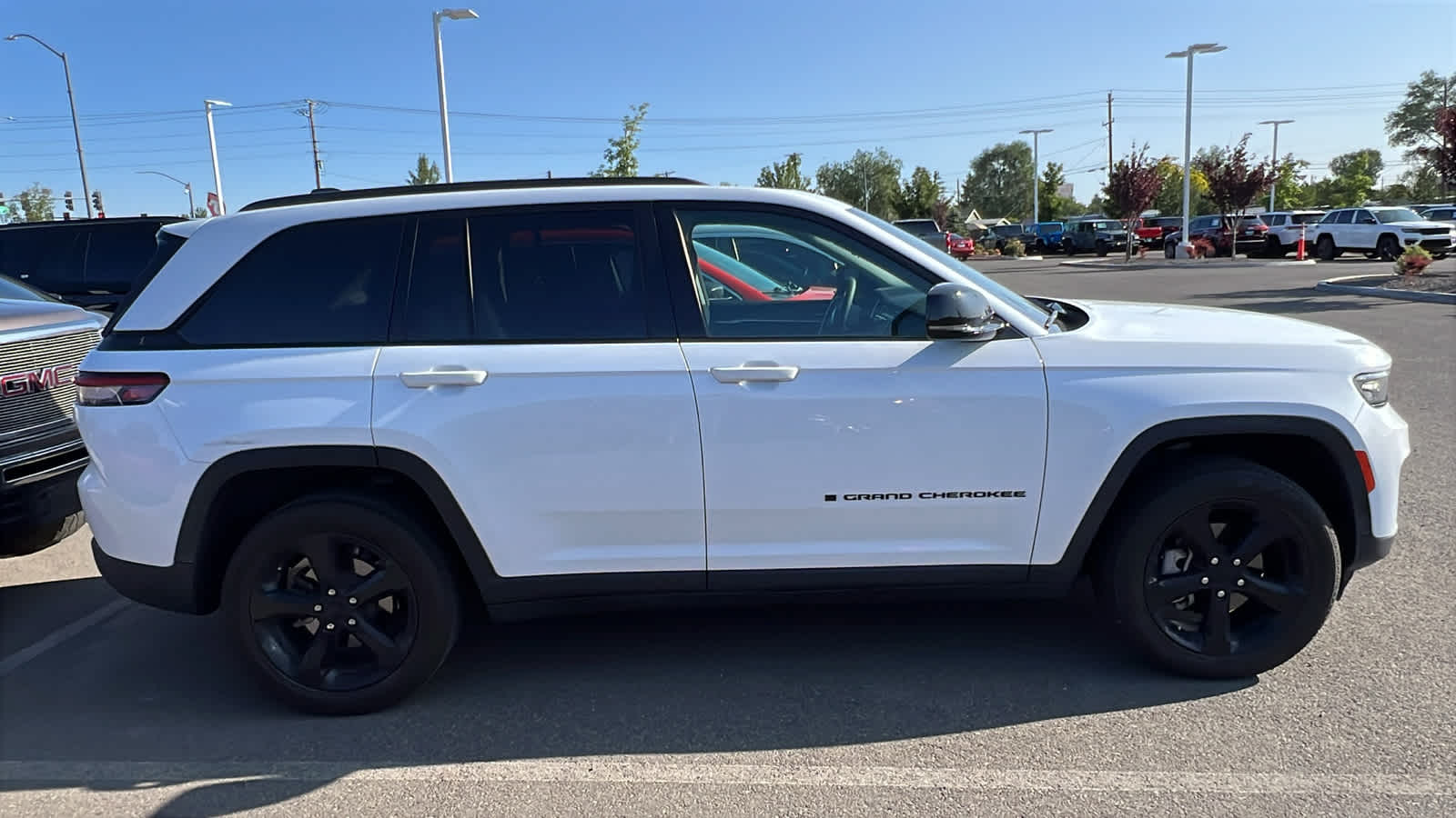Thumbnail: 2024 Jeep Grand Cherokee - 7
