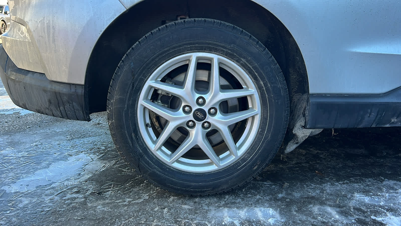 Thumbnail: 2023 Ford Edge - 9