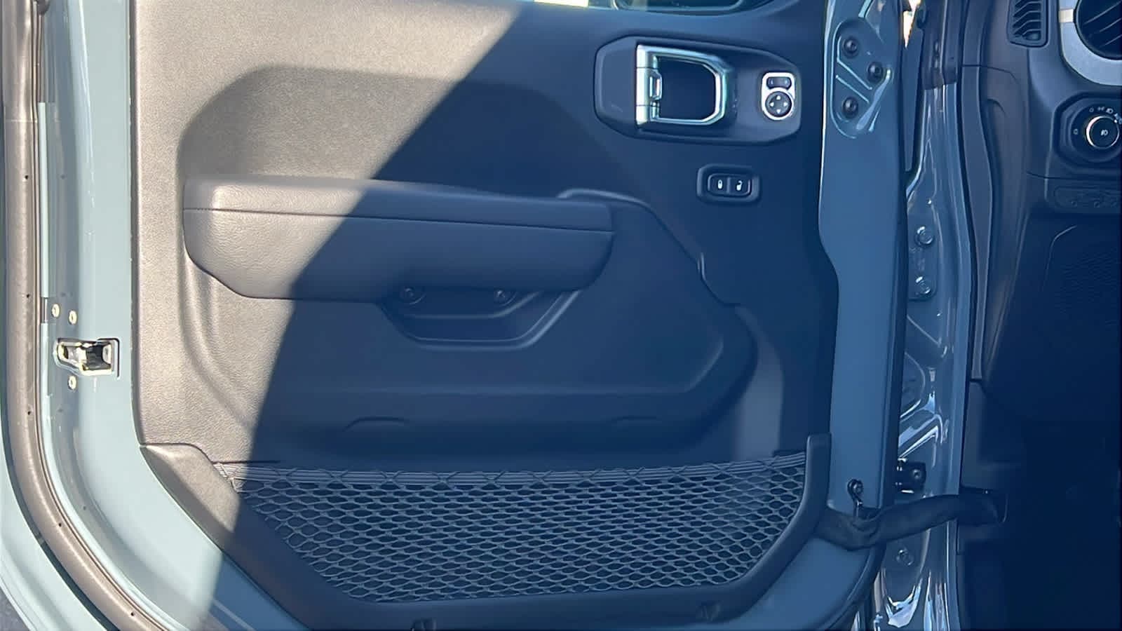 Thumbnail: 2026 Jeep Wrangler - 23