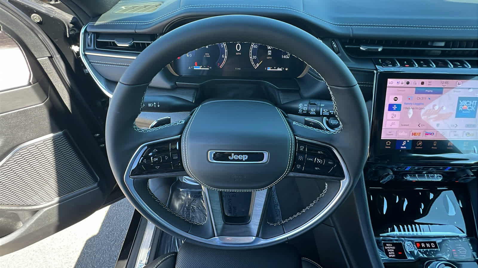 Thumbnail: 2025 Jeep Grand Cherokee - 18