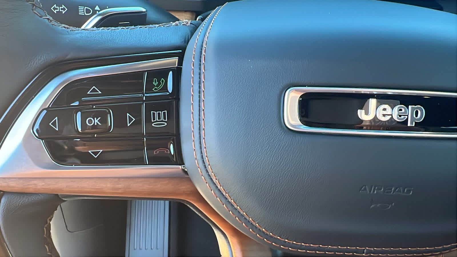 Thumbnail: 2025 Jeep Grand Cherokee - 19