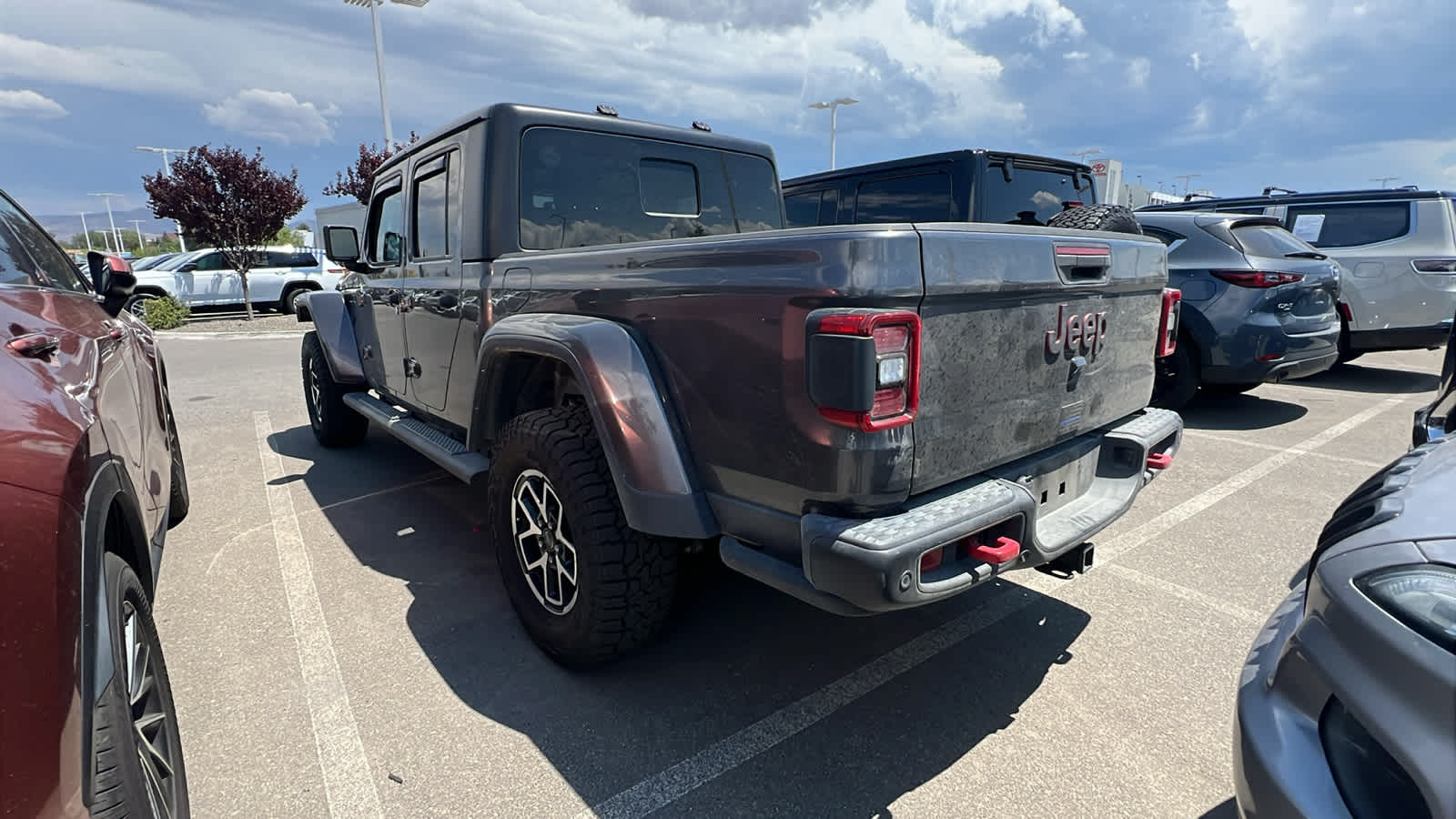 Thumbnail: 2021 Jeep Gladiator - 7