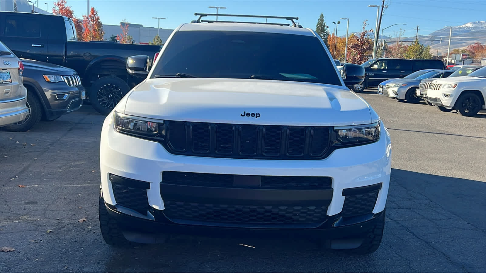 Thumbnail: 2023 Jeep Grand Cherokee - 2