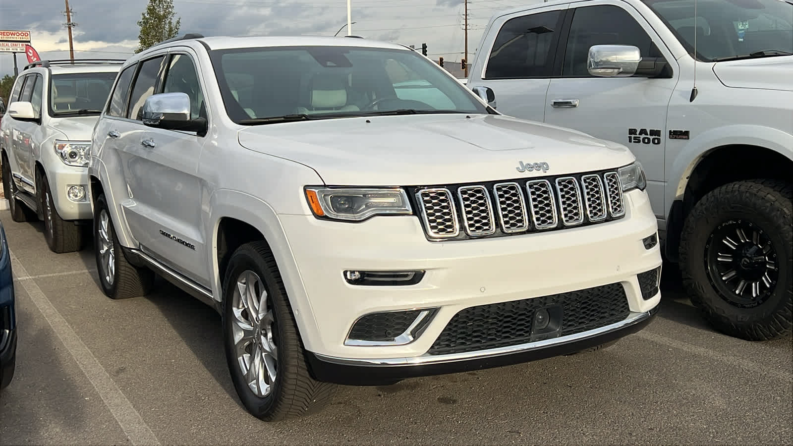 Thumbnail: 2021 Jeep Grand Cherokee - 3