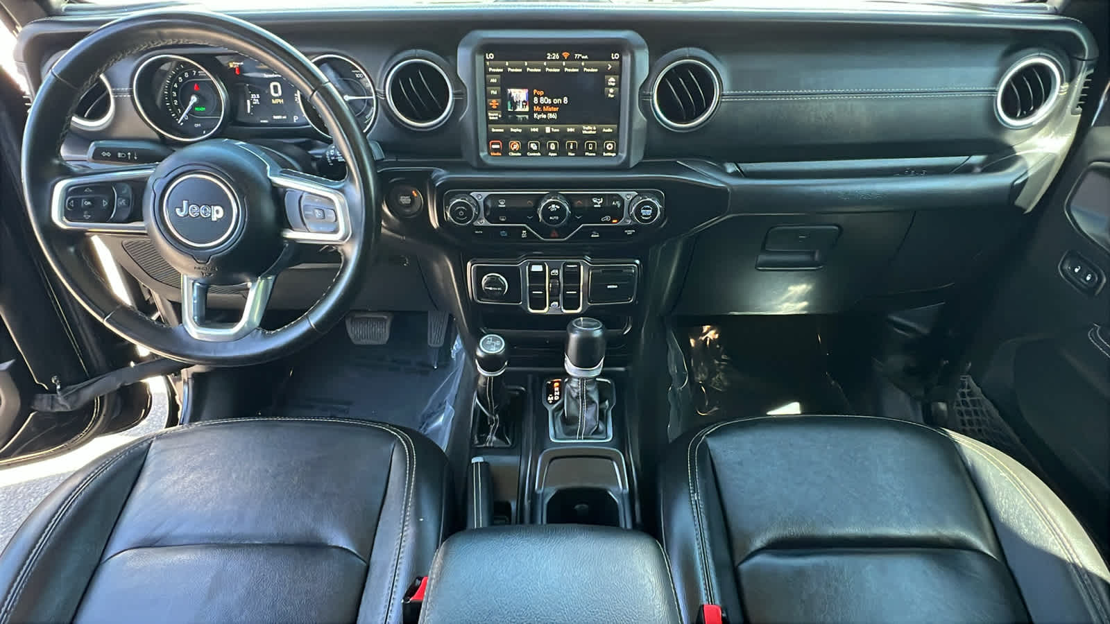 2022 Jeep Wrangler Unlimited Sahara 26