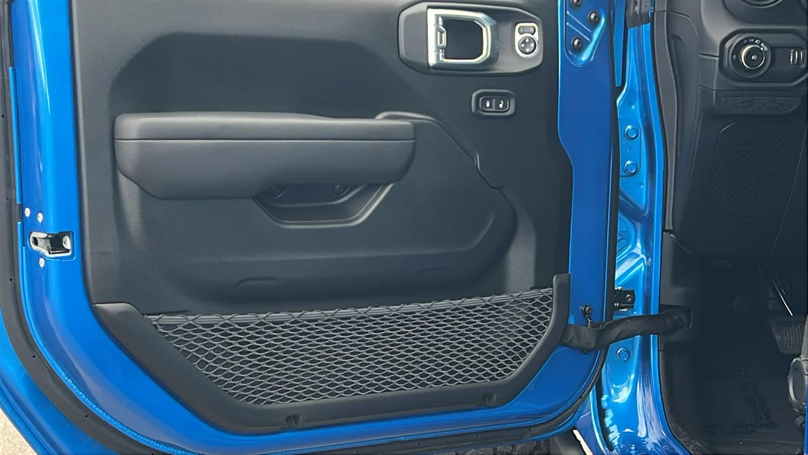 Thumbnail: 2026 Jeep Wrangler - 23