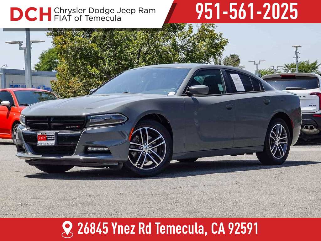 2019 Dodge Charger SXT -
                  Temecula, CA