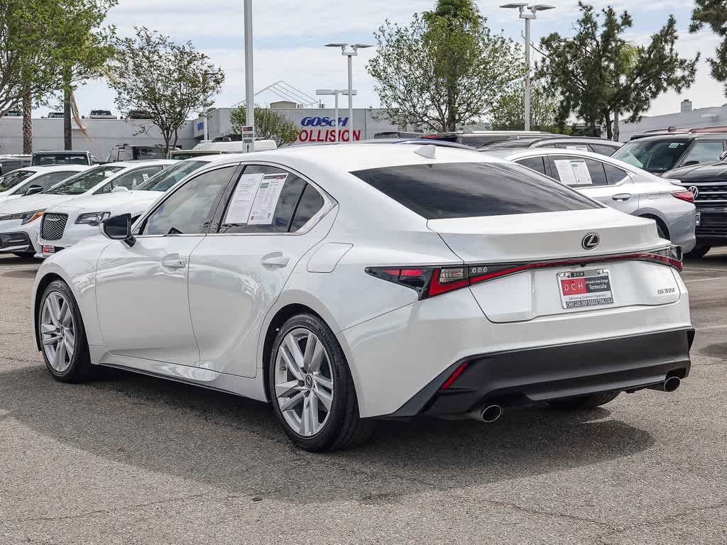 Thumbnail: 2022 Lexus IS - 6