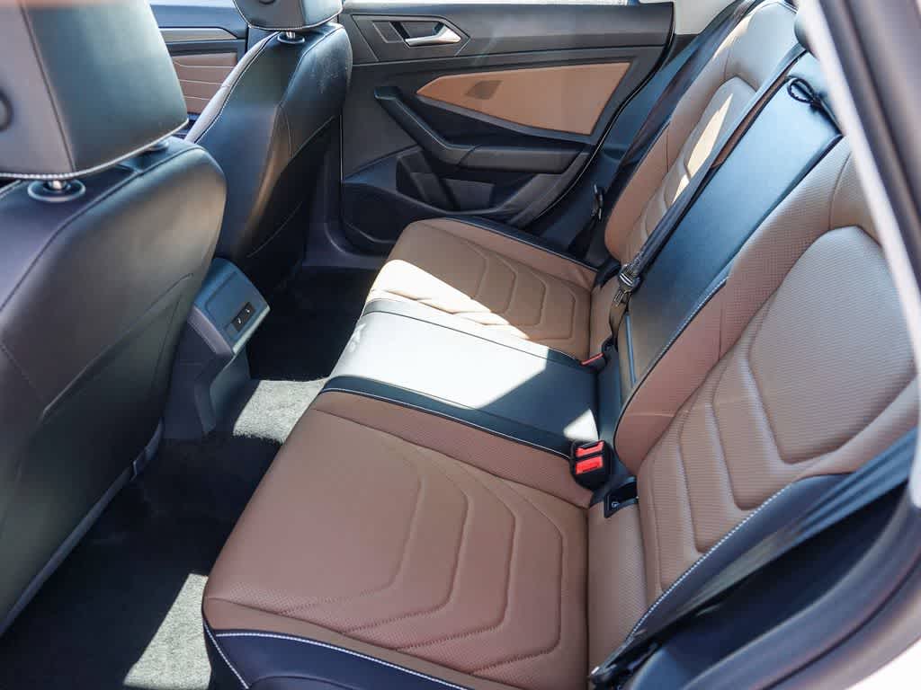 Thumbnail: 2025 Volkswagen Jetta - 17