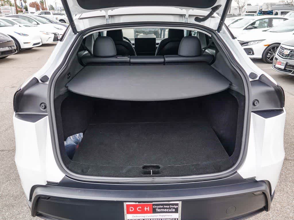 Thumbnail: 2026 Tesla Model Y - 25