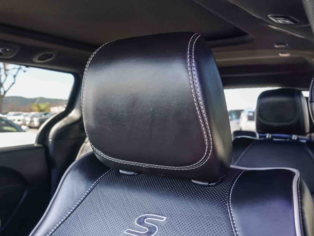 Thumbnail: 2025 Chrysler Pacifica - 24