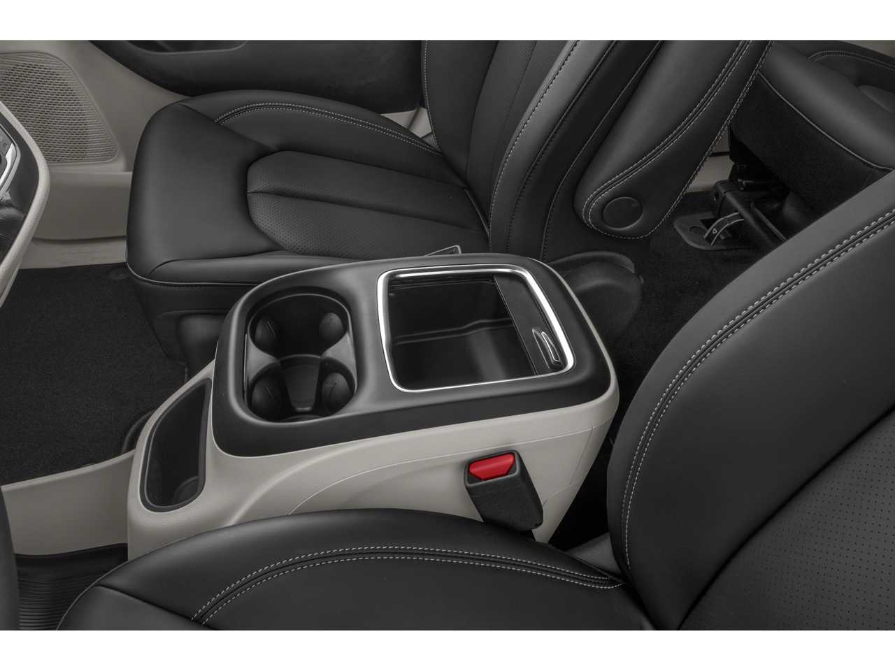 Thumbnail: 2024 Chrysler Pacifica - 10