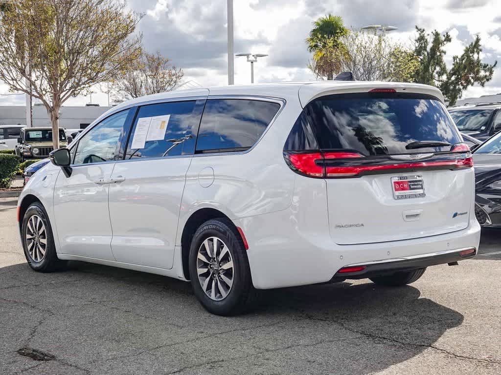 Thumbnail: 2024 Chrysler Pacifica - 6