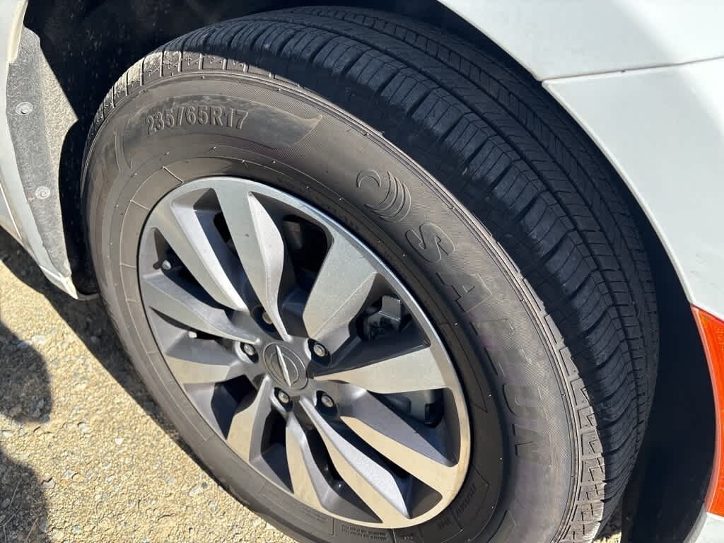 Certified 2024 Chrysler Pacifica Plug-In Hybrid Select Van Passenger Van