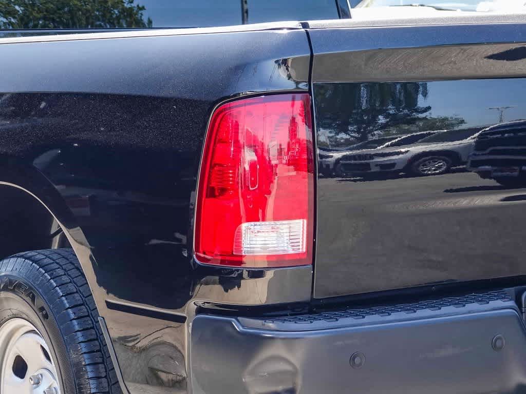 Thumbnail: 2022 RAM 1500 Classic - 7