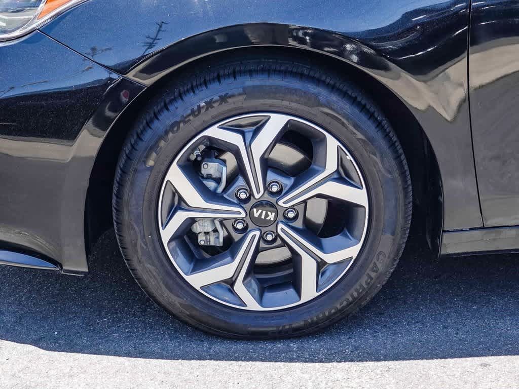 Thumbnail: 2020 Kia Forte - 10