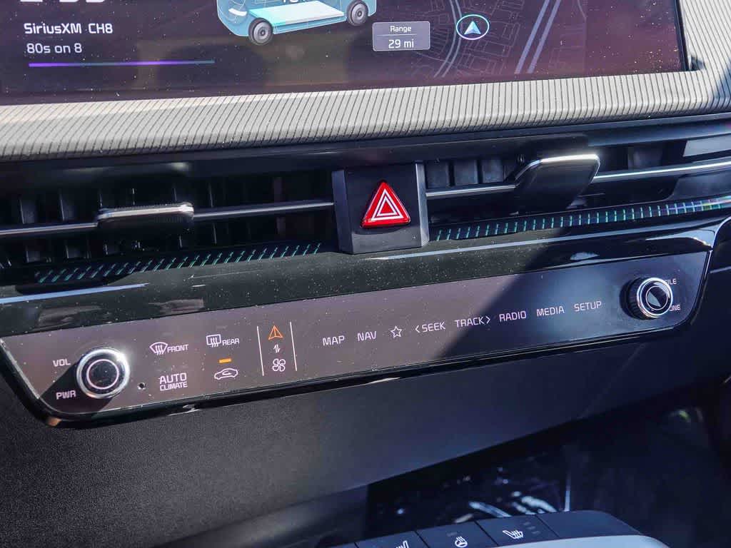 Thumbnail: 2023 Kia EV6 - 21