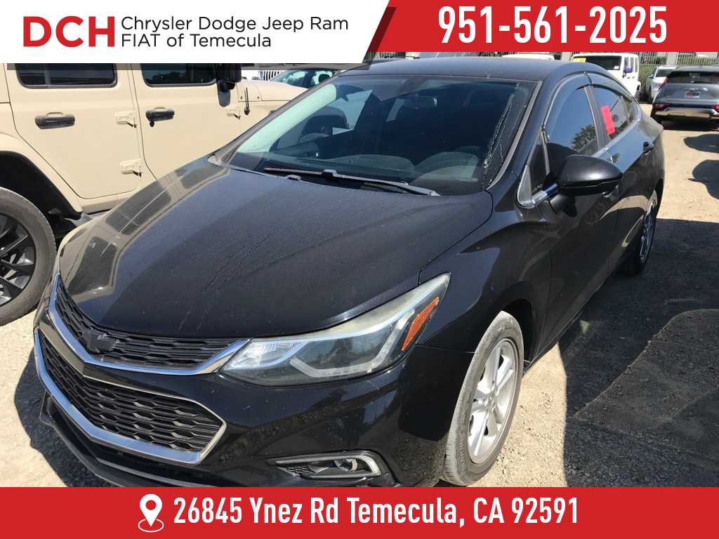 Thumbnail: 2017 Chevrolet Cruze - 1