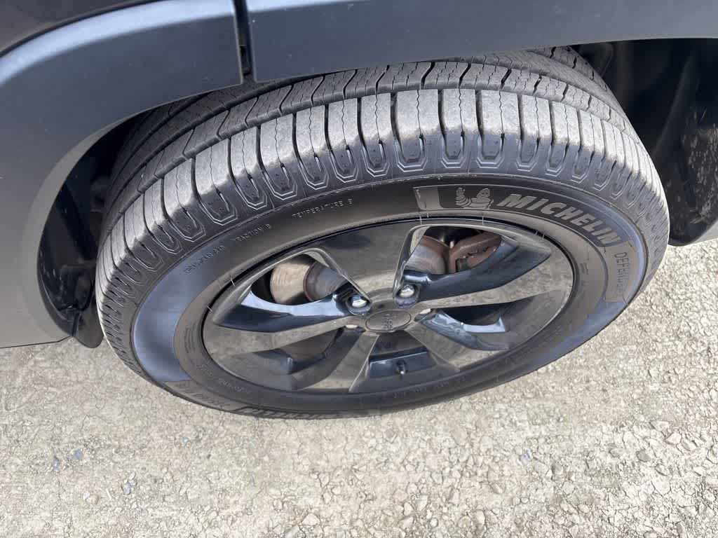 Thumbnail: 2018 Jeep Cherokee - 9