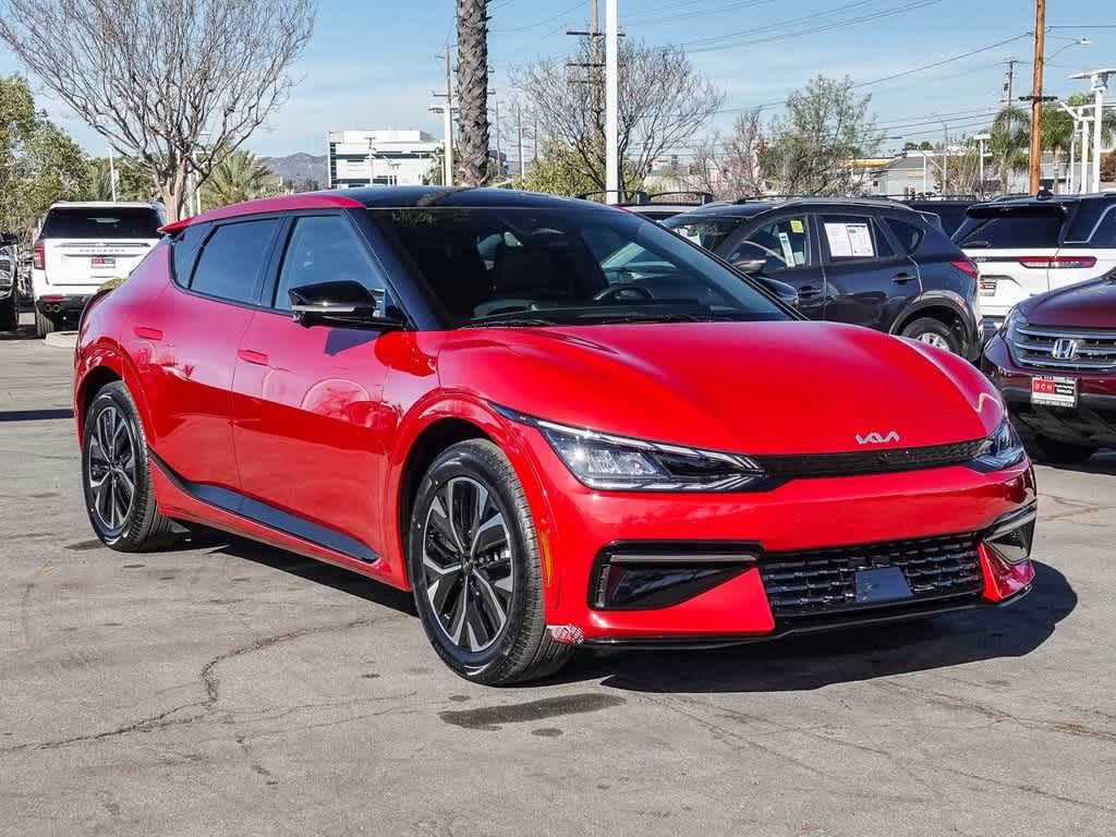 Thumbnail: 2023 Kia EV6 - 3