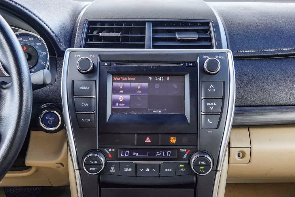 Thumbnail: 2017 Toyota Camry - 12