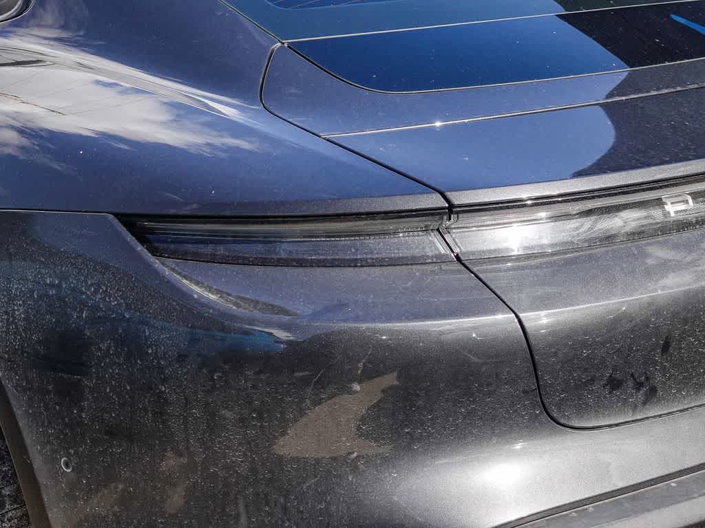 Thumbnail: 2020 Porsche Taycan - 15