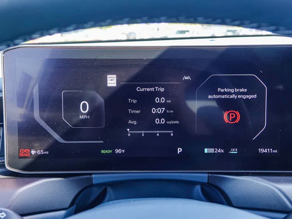 Thumbnail: 2024 Kia EV9 - 23