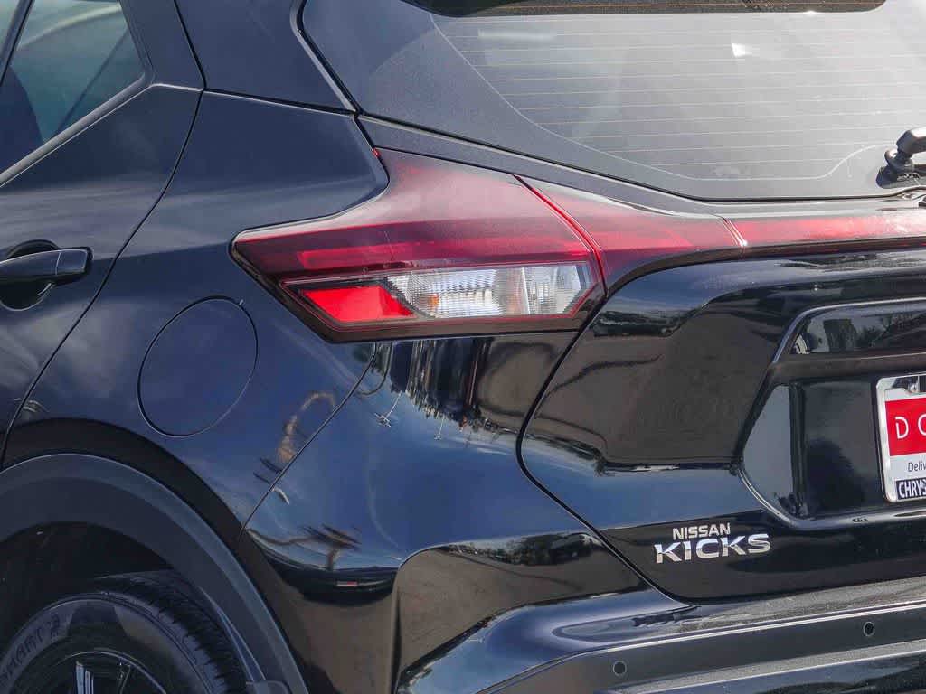 Thumbnail: 2023 Nissan Kicks - 7