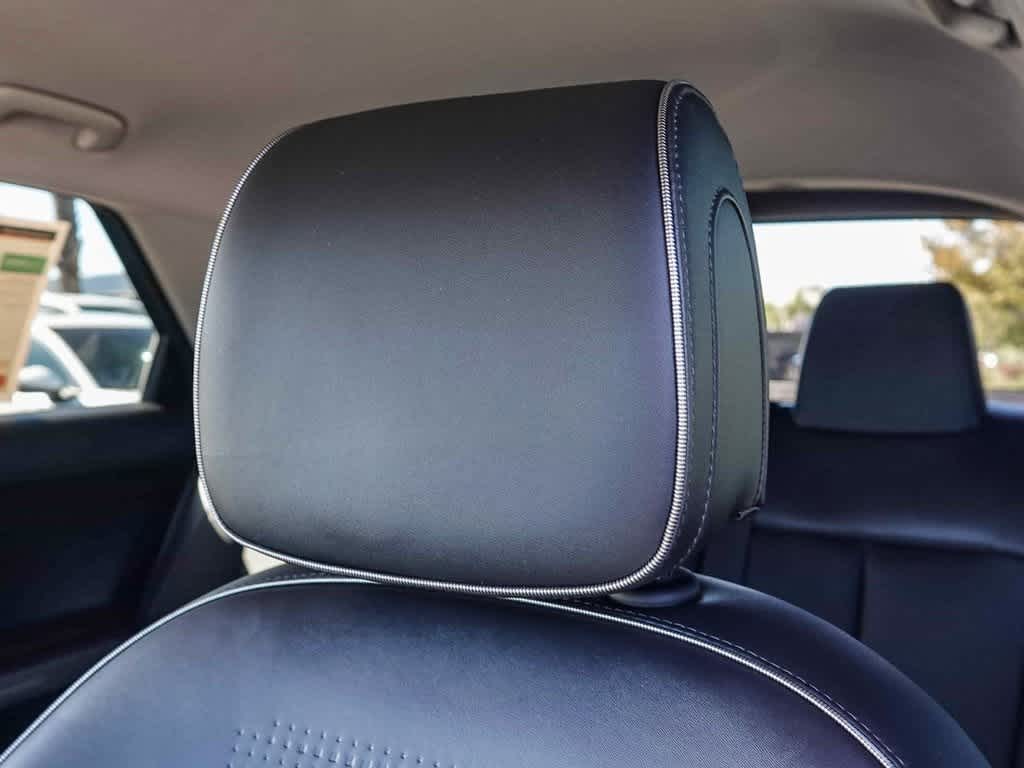 Thumbnail: 2023 Hyundai Ioniq 5 - 26