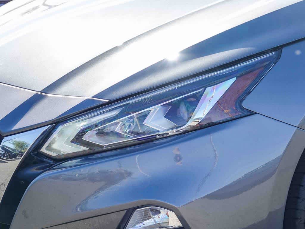 Thumbnail: 2021 Nissan Altima - 8