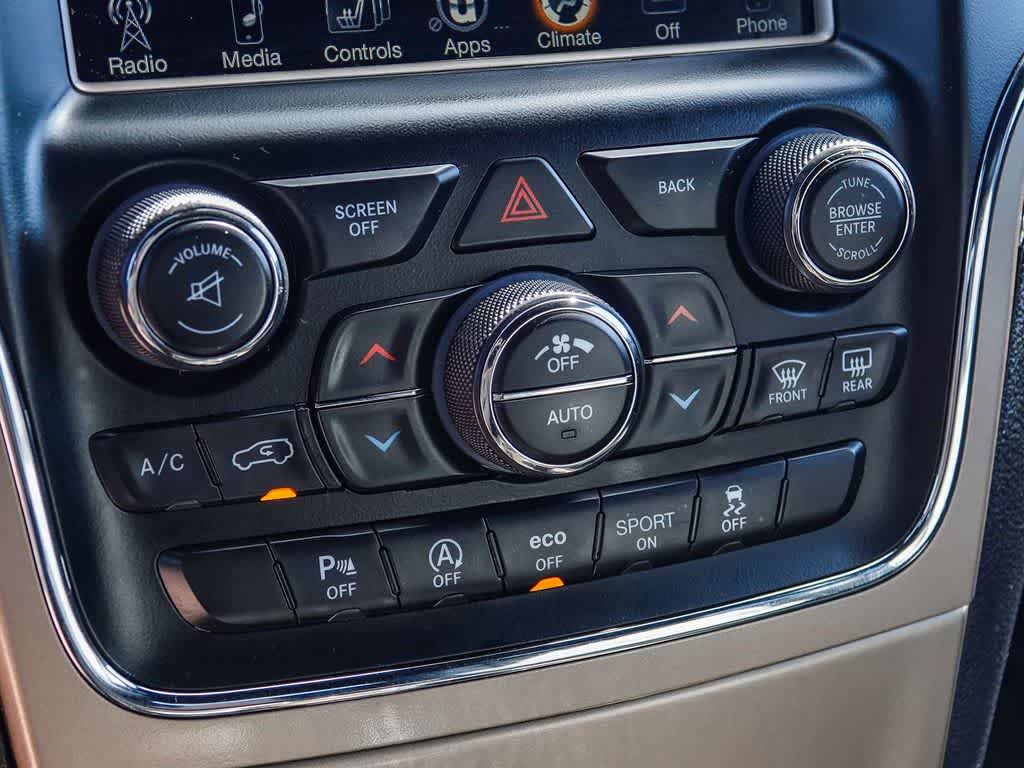 Thumbnail: 2017 Jeep Grand Cherokee - 21