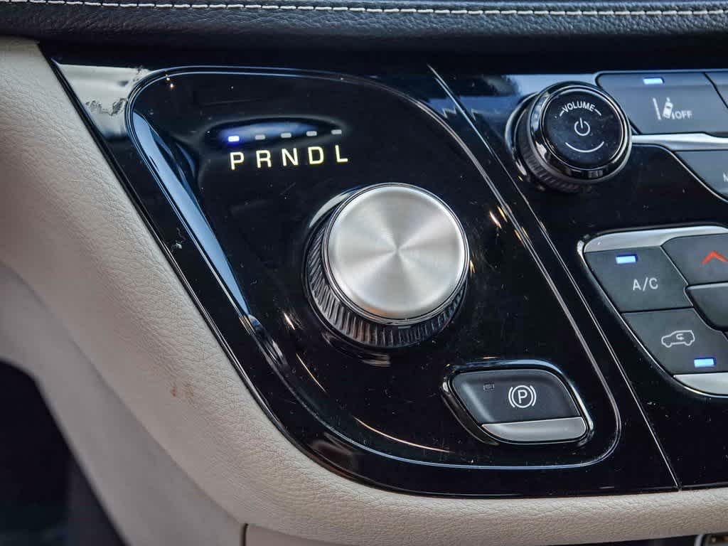 Thumbnail: 2024 Chrysler Pacifica - 18