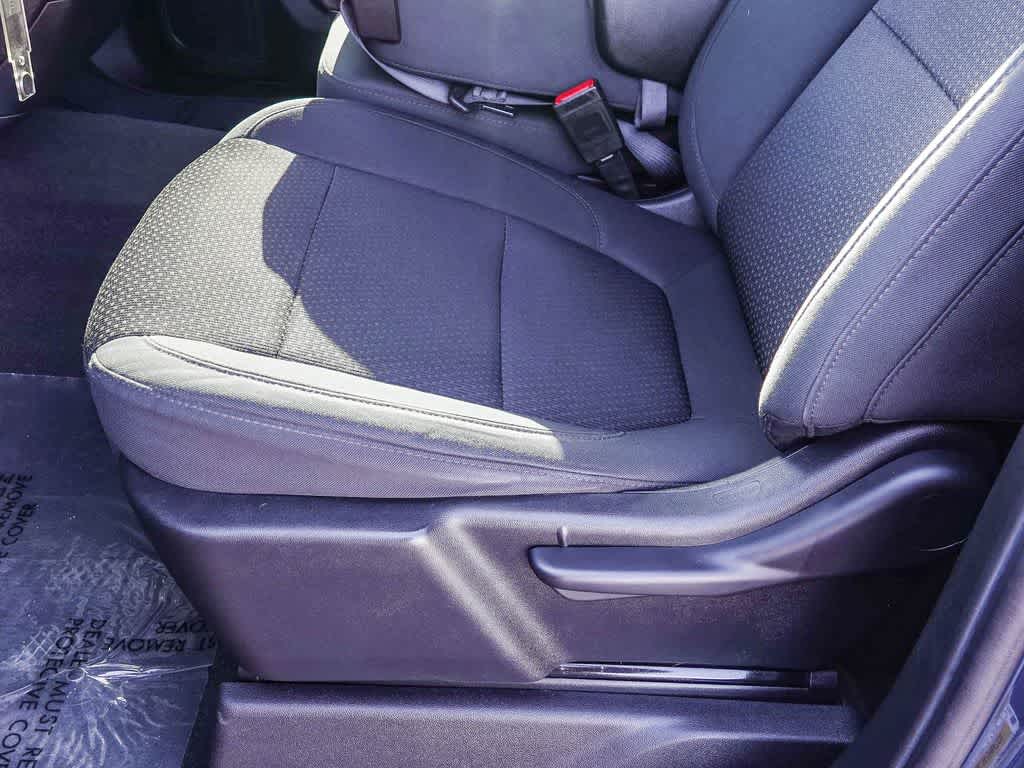 Thumbnail: 2020 Chevrolet Silverado 1500 - 21