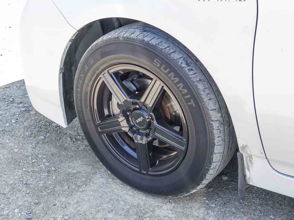 Thumbnail: 2014 Toyota Prius - 22