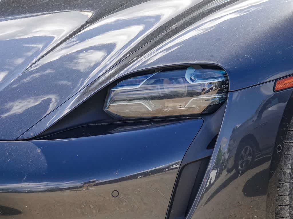 Thumbnail: 2020 Porsche Taycan - 6