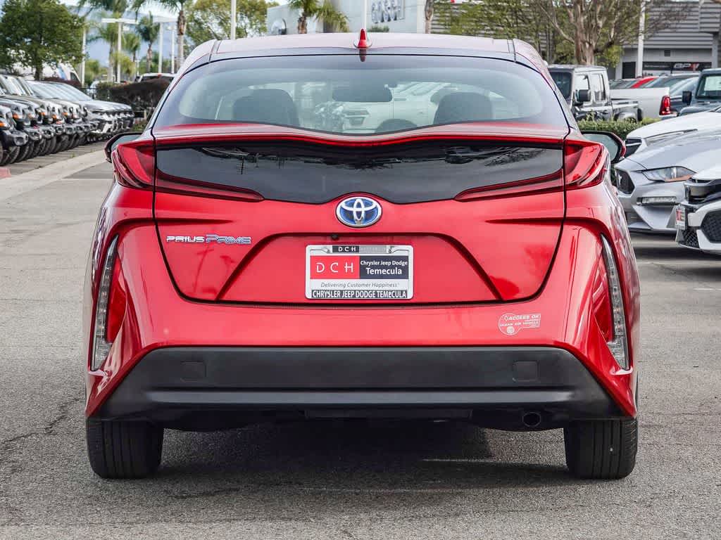 Thumbnail: 2017 Toyota Prius Prime - 5