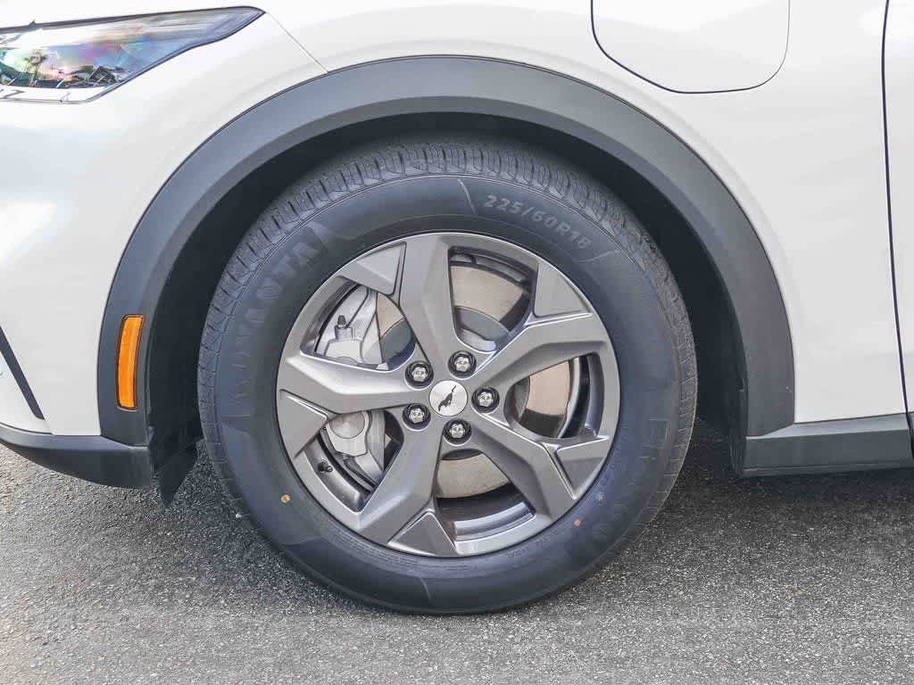 Thumbnail: 2022 Ford Mustang Mach-E - 9