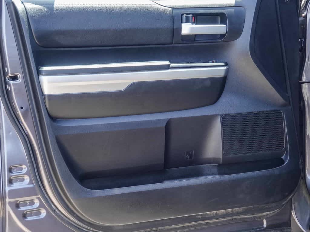 2017 Toyota Tundra SR5 20