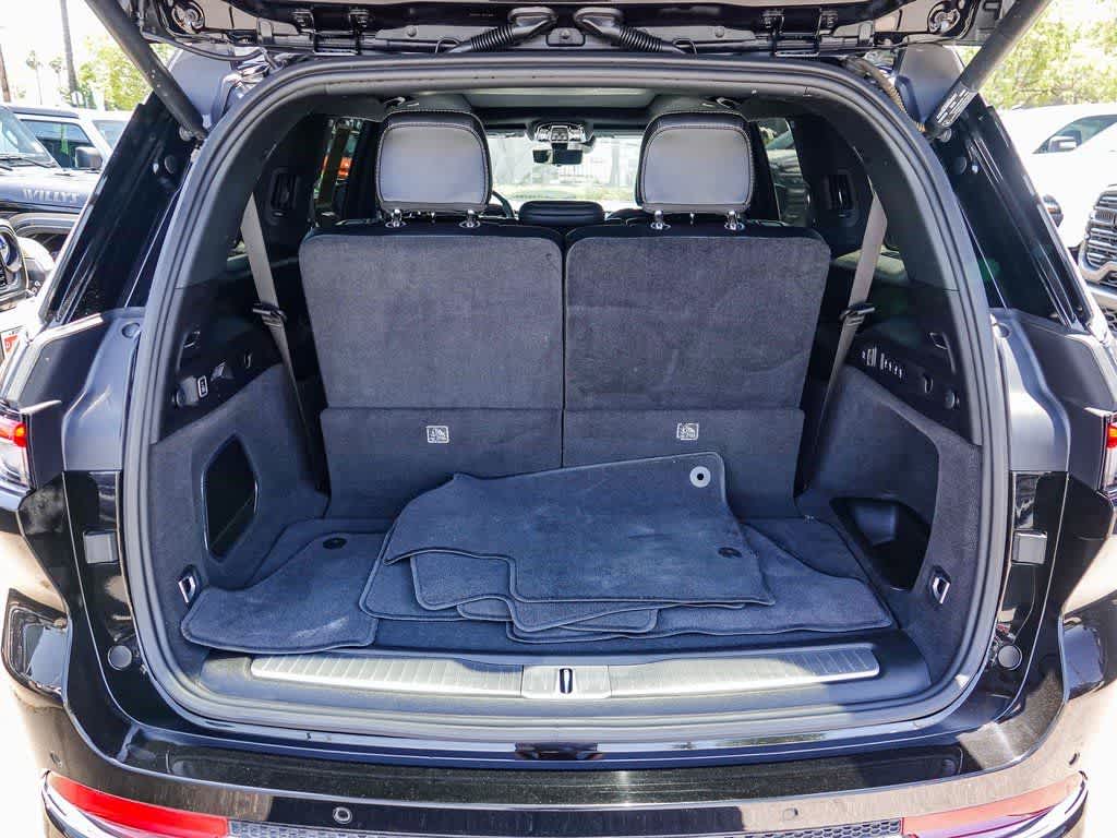 Thumbnail: 2022 Jeep Grand Cherokee - 24