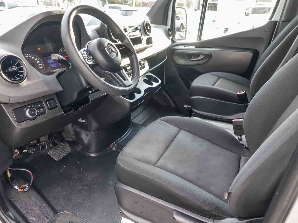 Thumbnail: 2020 Mercedes-Benz Sprinter - 17