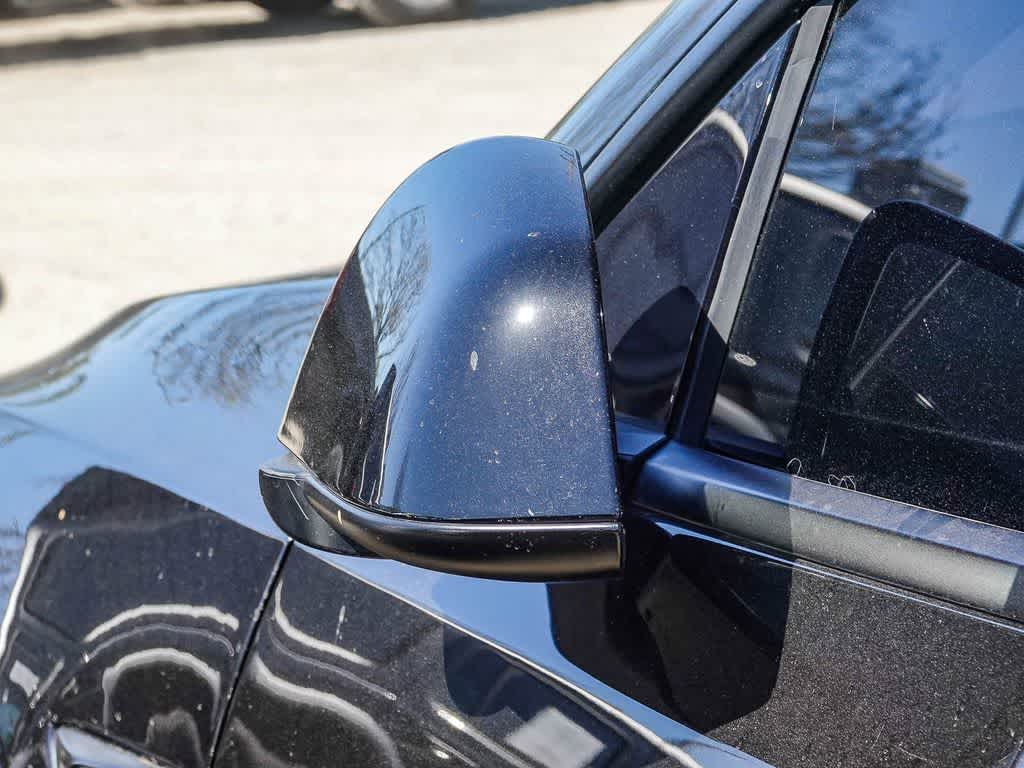 Thumbnail: 2023 Tesla Model Y - 17