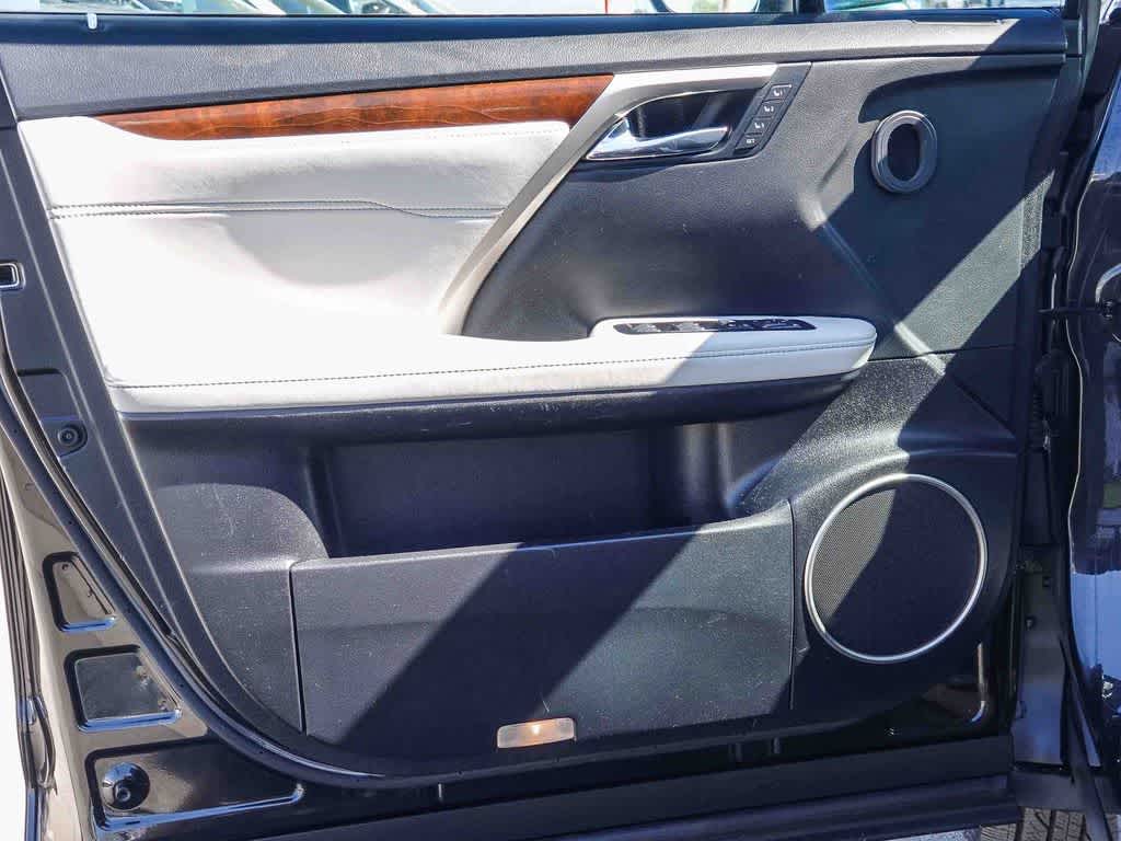 Thumbnail: 2017 Lexus RX - 19