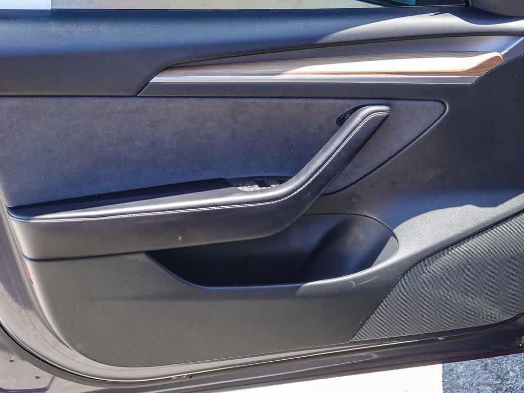 Thumbnail: 2021 Tesla Model 3 - 18